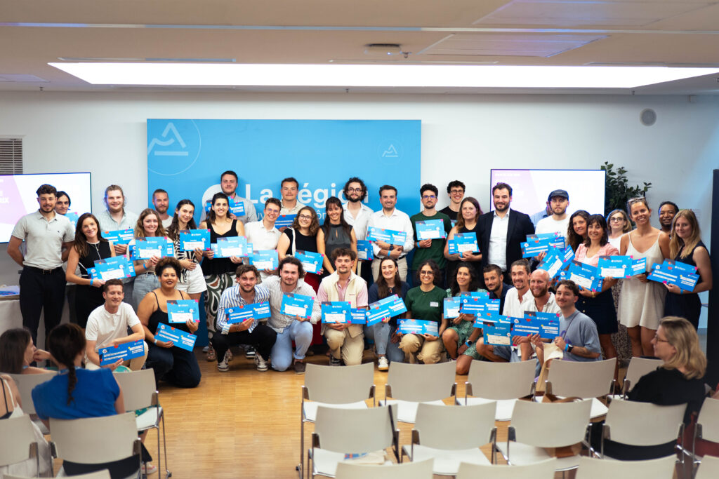 Remise des chèques aux lauréats Auverboost cérémonie Lyon juin 2026